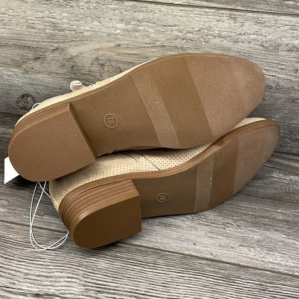 Women's Marlis Booties - Universal Thread - Picture 9 of 10